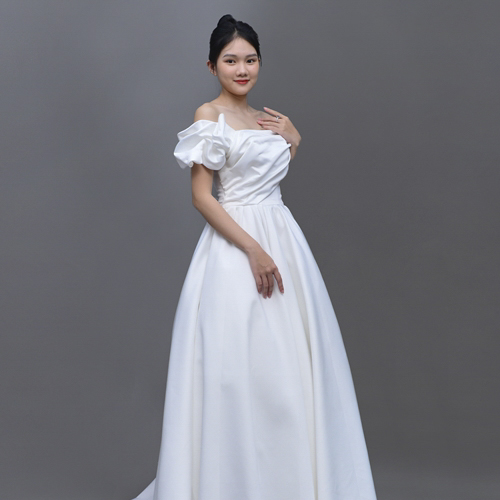 Váy cưới trơn bồng Teri