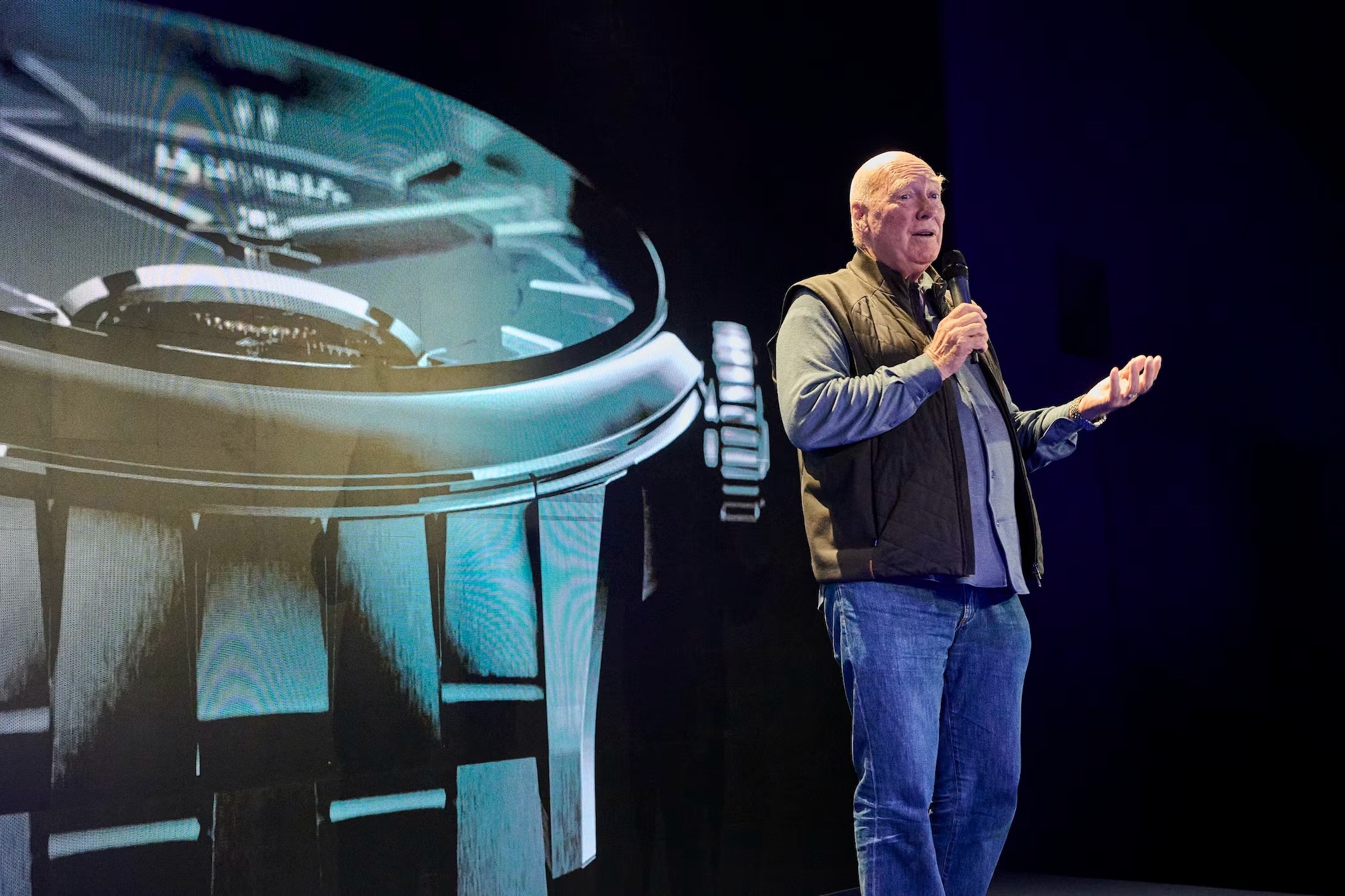 Huyền thoại Jean-Claude Biver tiết lộ chiếc đồng hồ đầu tiên của riêng mình Huyền thoại Jean-Claude Biver tiết lộ chiếc đồng hồ đầu tiên của riêng mình