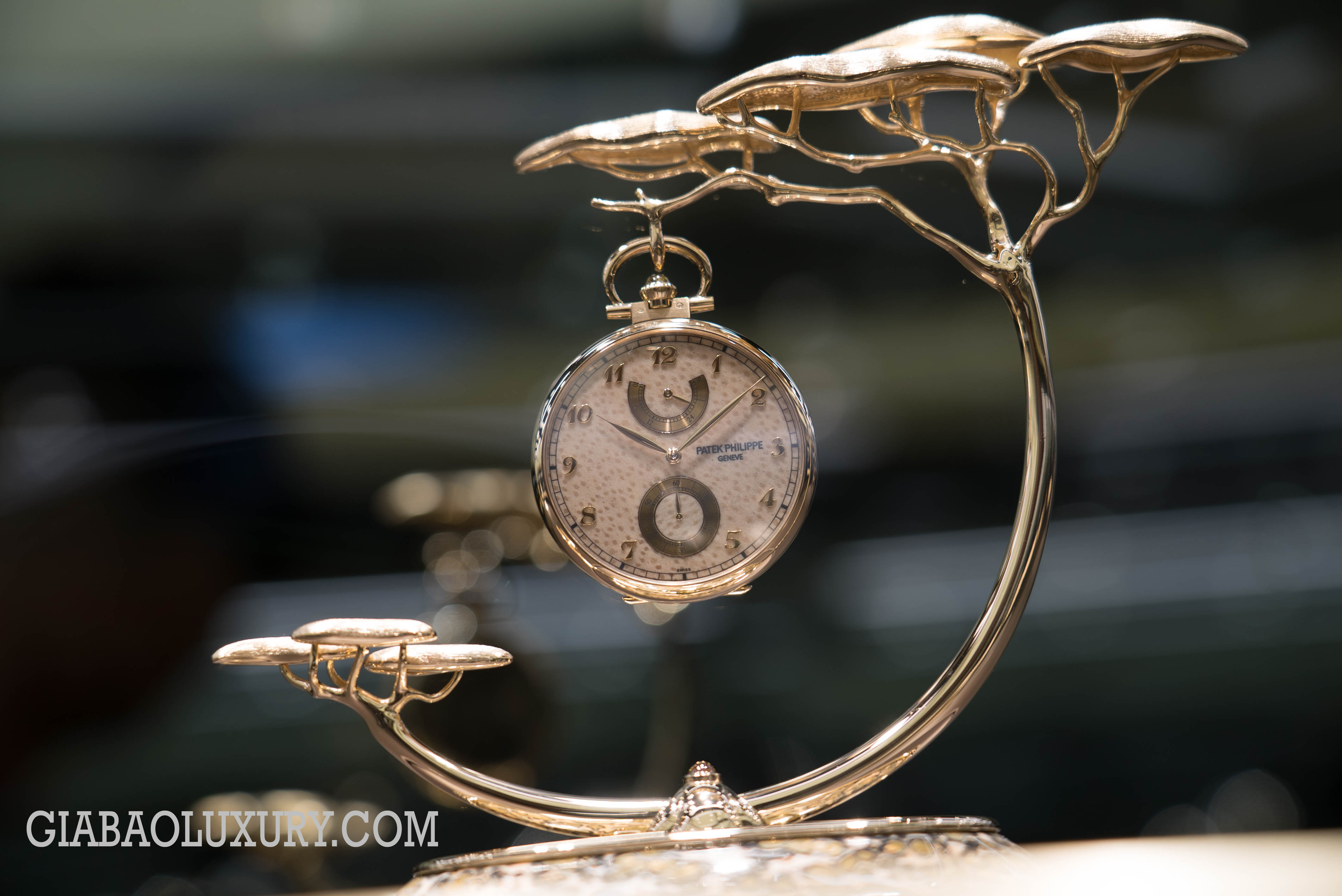Baselworld 2018: Bộ Sưu Tập Những Mẫu Đồng Hồ Quả Quýt Và Để Bàn Của Patek