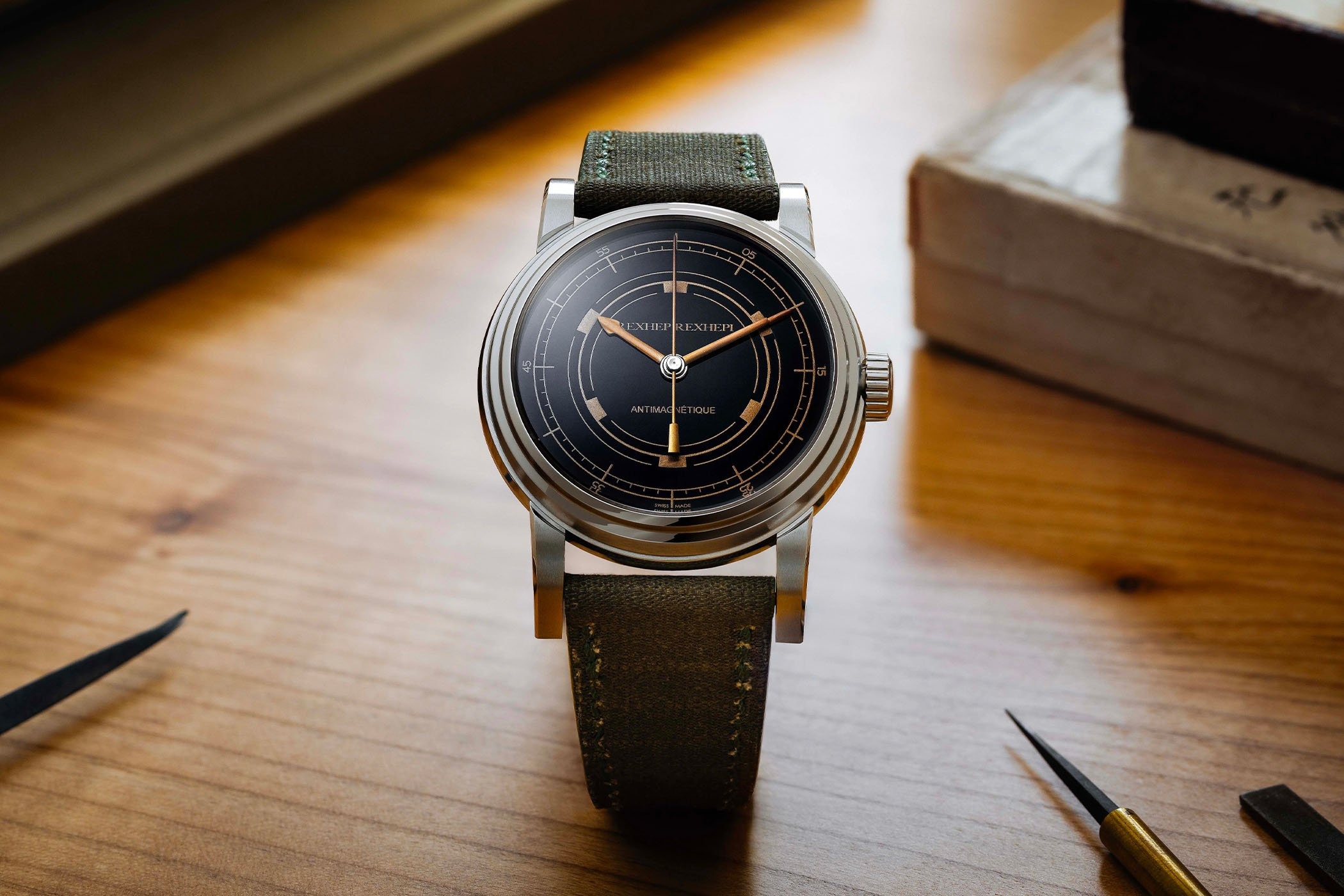 Thương hiệu Rexhep Rexhepi tiết lộ đồng hồ Chronomètre Antimagnétique cho Only Watch 2023