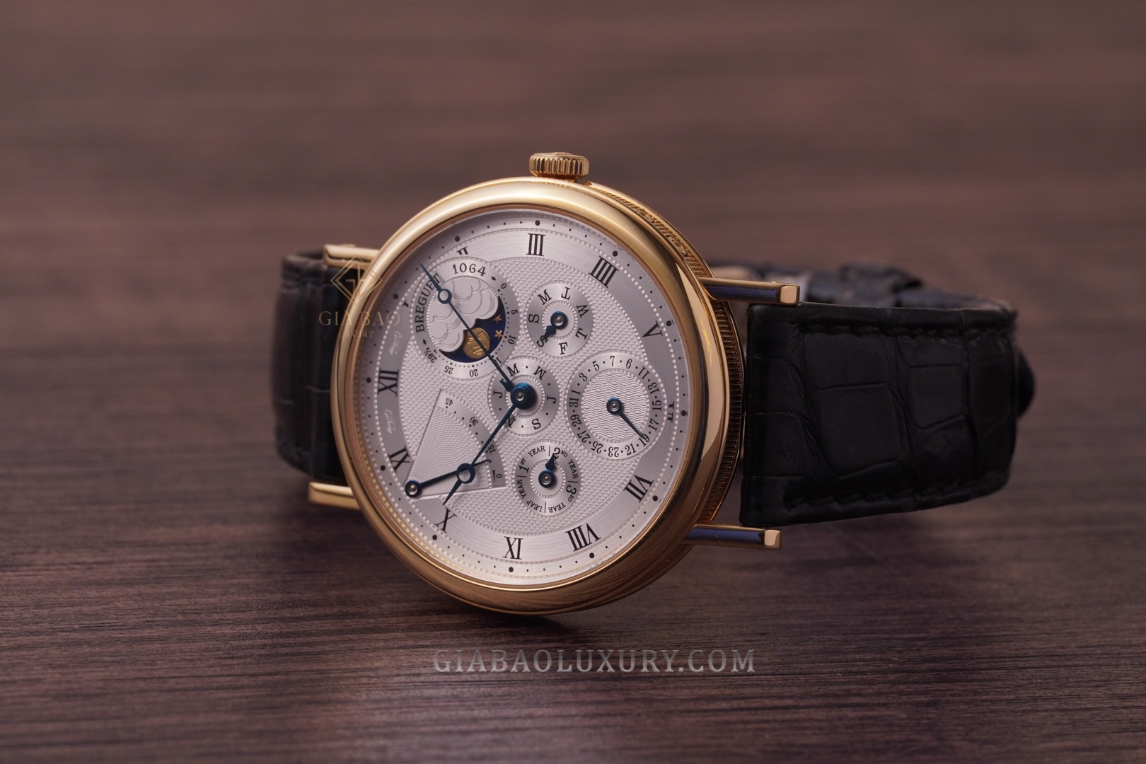 Review đồng hồ Breguet Classique Perpetual Calendar 5327BA phiên bản vàng vàng