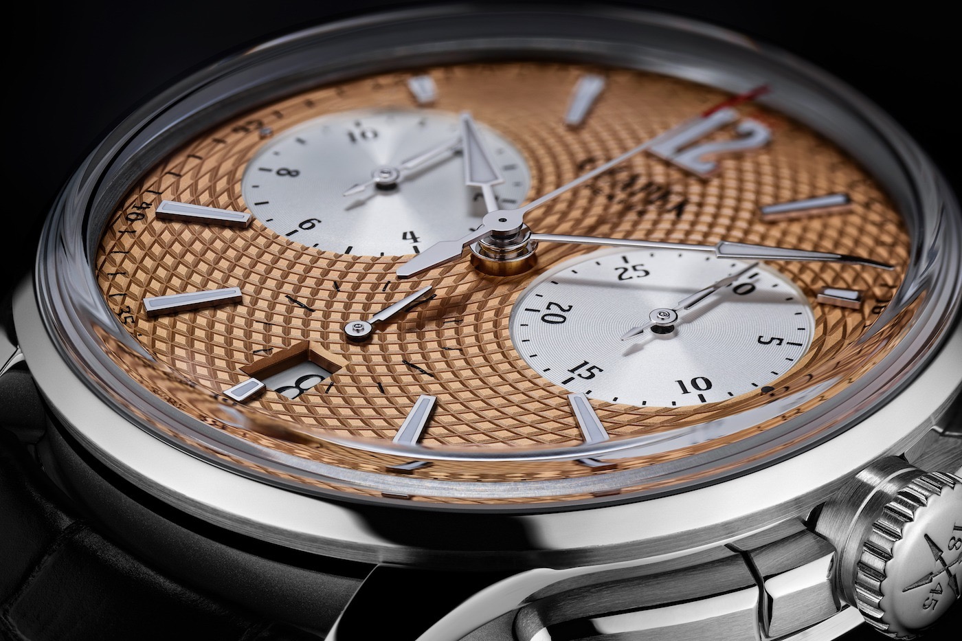 Năm chiếc đồng hồ có mặt số màu cá hồi tuyệt đẹp