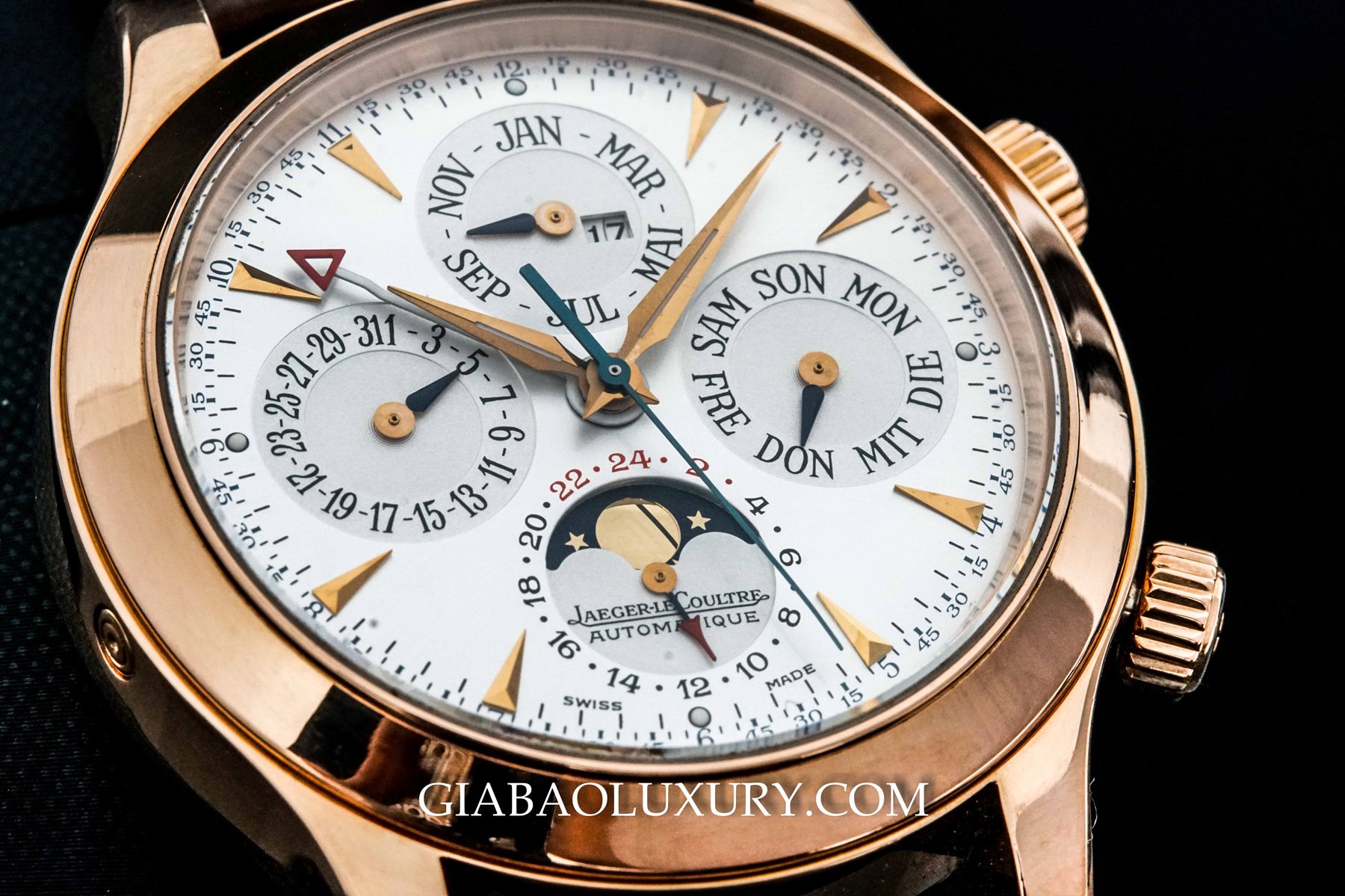 Review đồng hồ Jaeger-LeCoultre Master Grande Memovox Alarm Perpetual Calendar