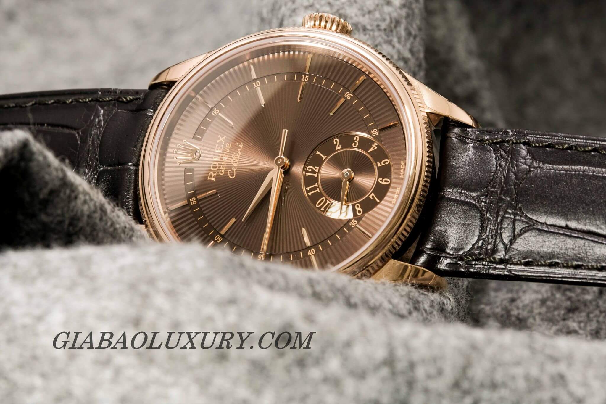 Review đồng hồ Rolex Cellini Dual Time 50525