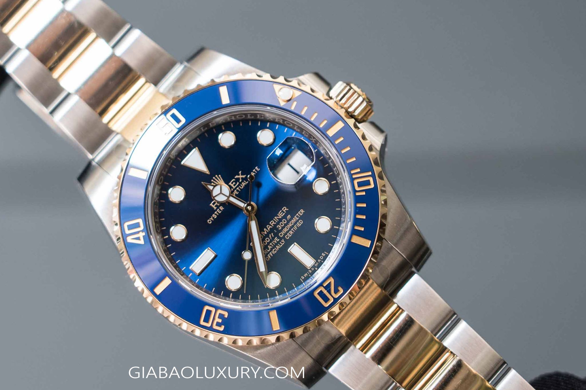 Review đồng hồ Rolex Submariner 116613LB