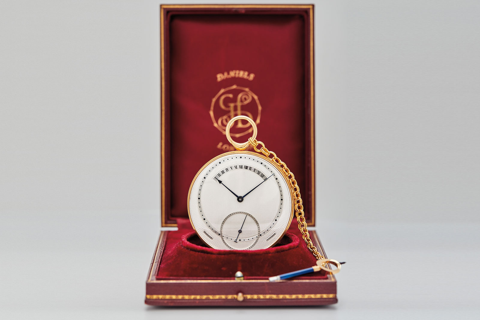 2 Điểm hấp dẫn tại phiên đấu giá cuối năm nhà Phillips: đồng hồ George Daniels và Ralph Ellison