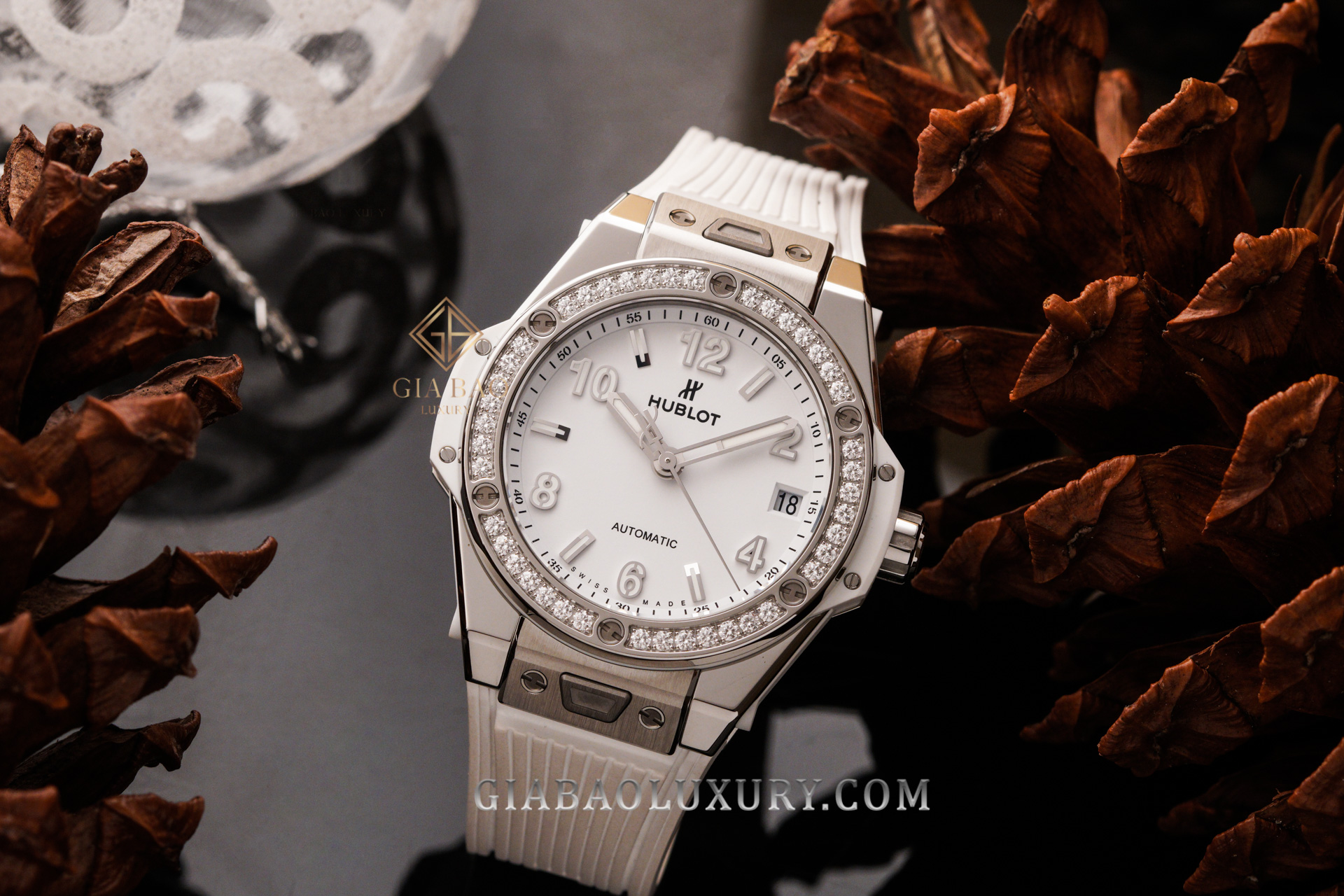 Review đồng hồ Hublot Big Bang One Click Steel White Diamonds