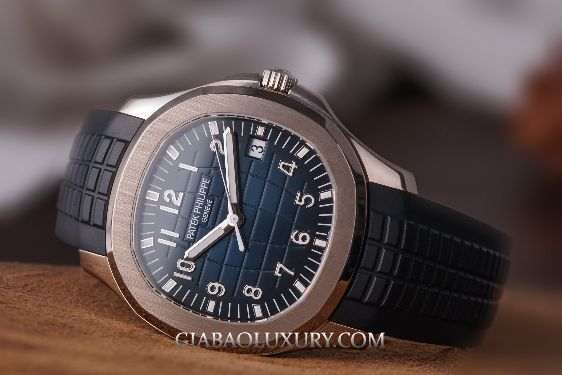 Đồng hồ Patek Philippe Aquanaut 5168G tại Baselworld 2017