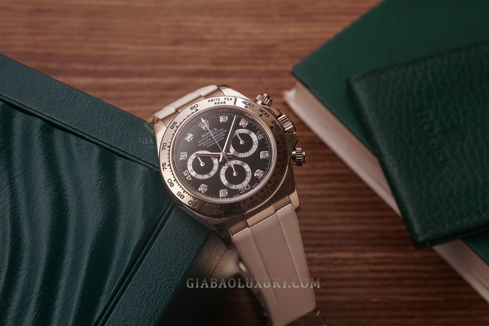Đồng hồ Rolex: Từng chi tiết nhỏ kiến tạo sự hoàn hảo