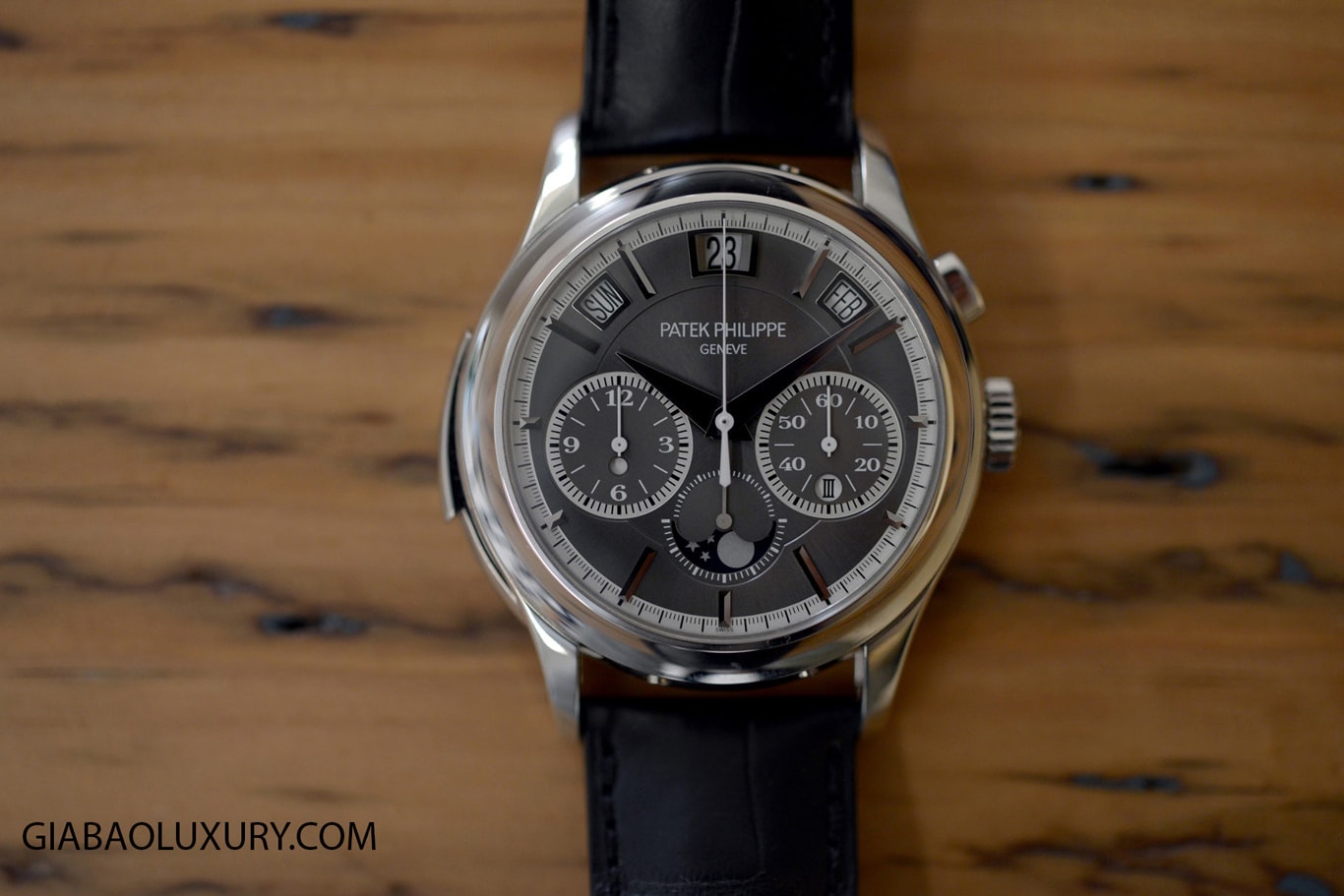 Siêu phẩm Patek Philippe 5208P được