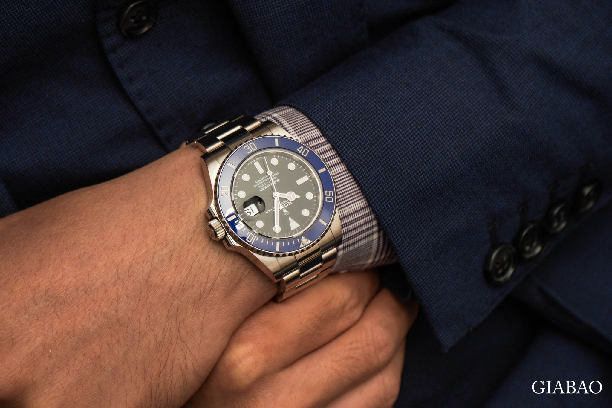 Cách lựa chọn đồng hồ Rolex Submariner có màu xanh lam ưng ý