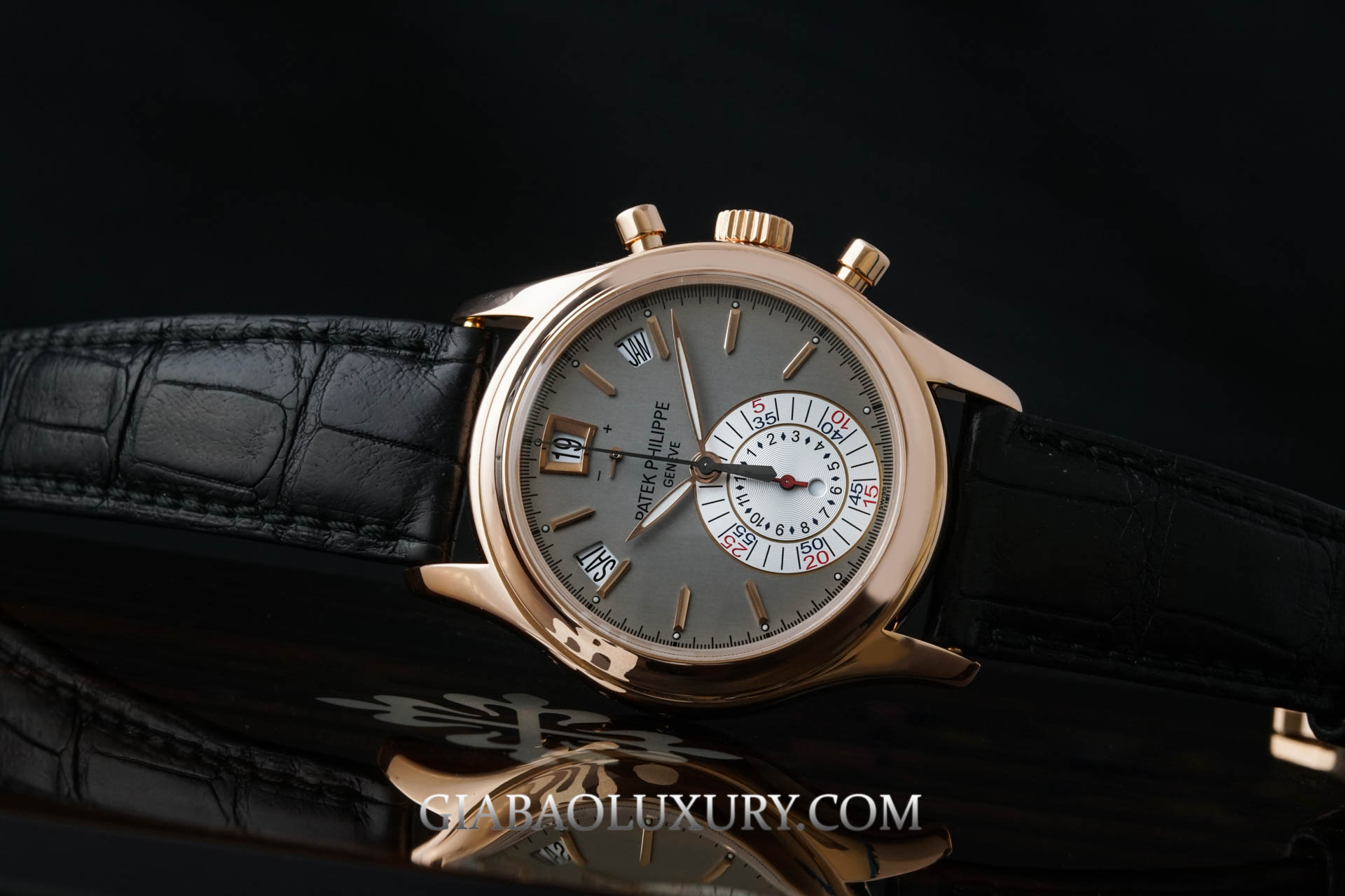 Review đồng hồ Patek Philippe Complications 5960R-001 Lịch thường niên