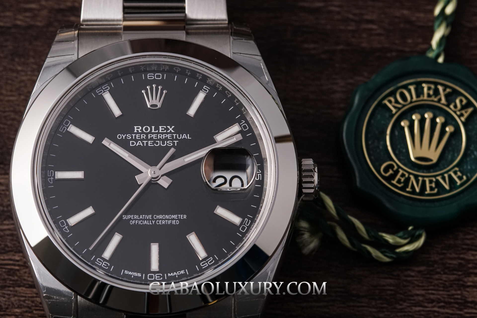 Đồng Hồ Rolex Datejust 126300 Mặt Số Đen Dây Đeo Oyster