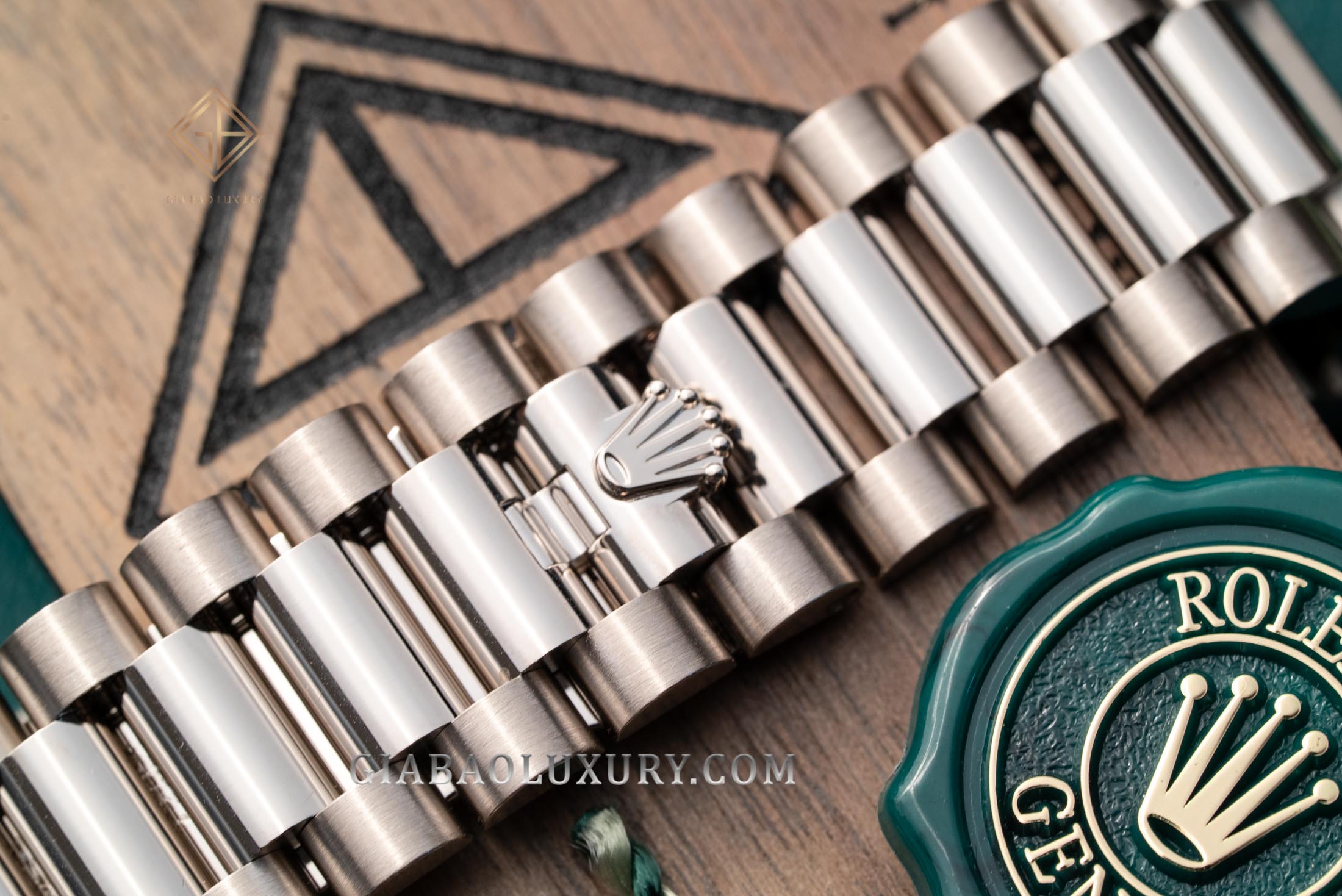 đồng hồ Rolex Day-Date 36 128239