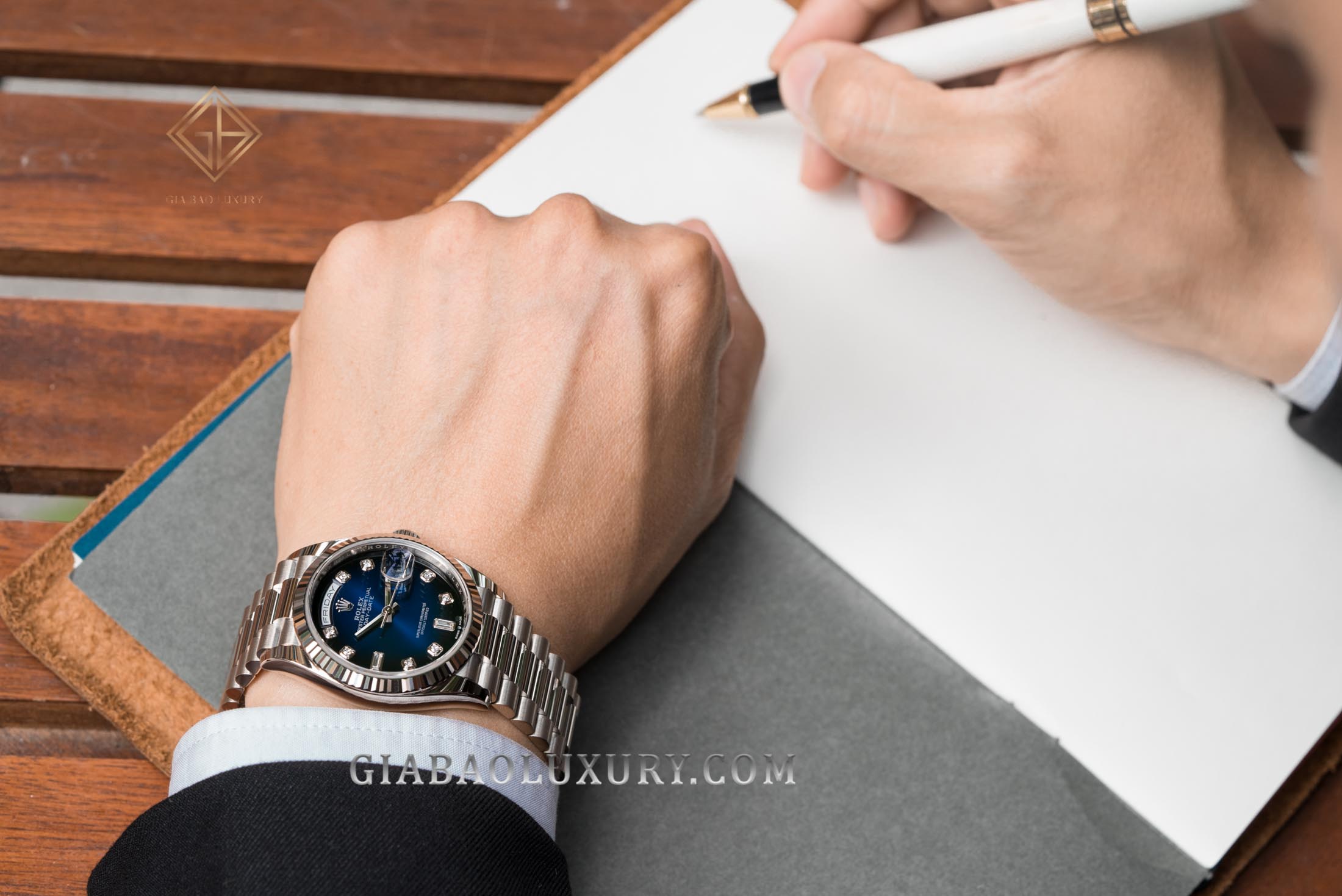 đồng hồ Rolex Day-Date 36 128239