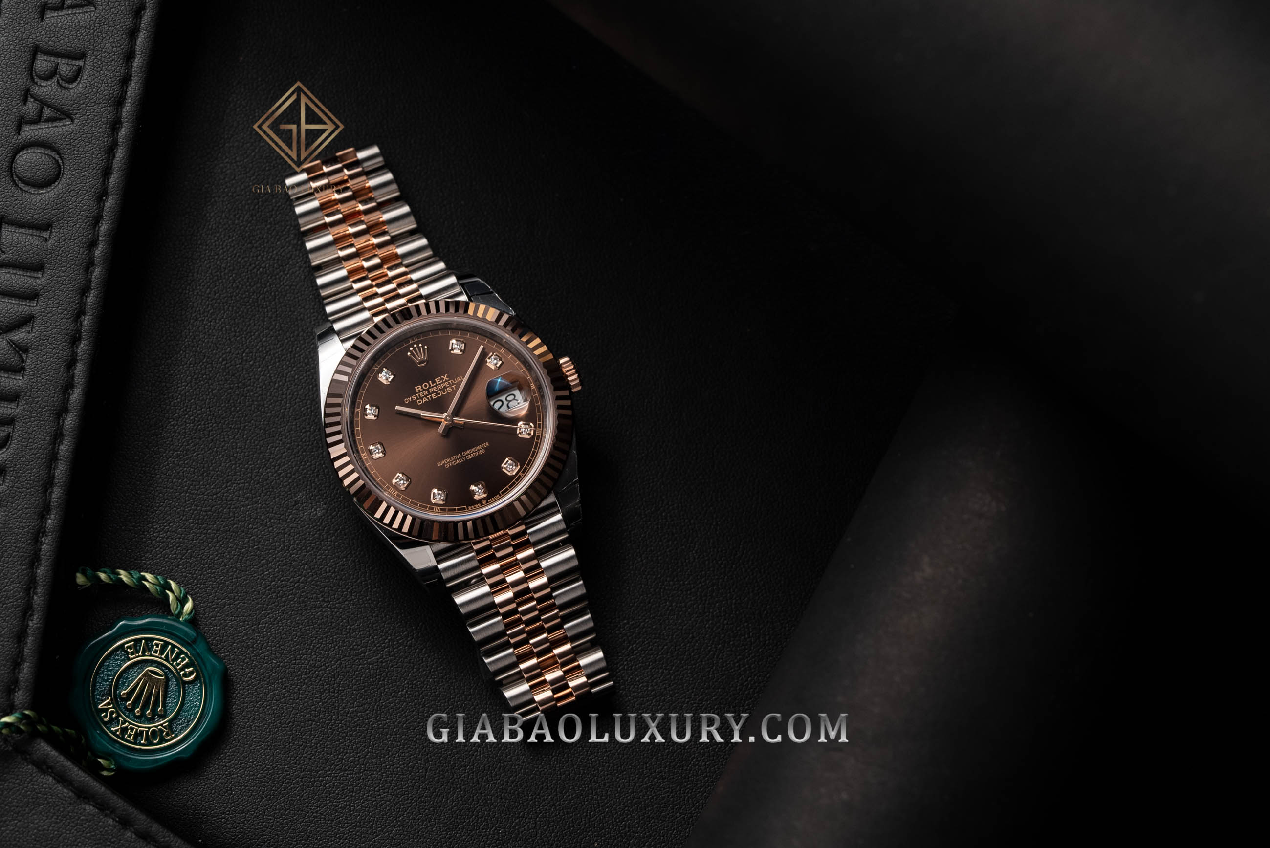 Đồng Hồ Rolex Datejust 41 126331 Mặt Số Chocolate Nạm Kim Cương