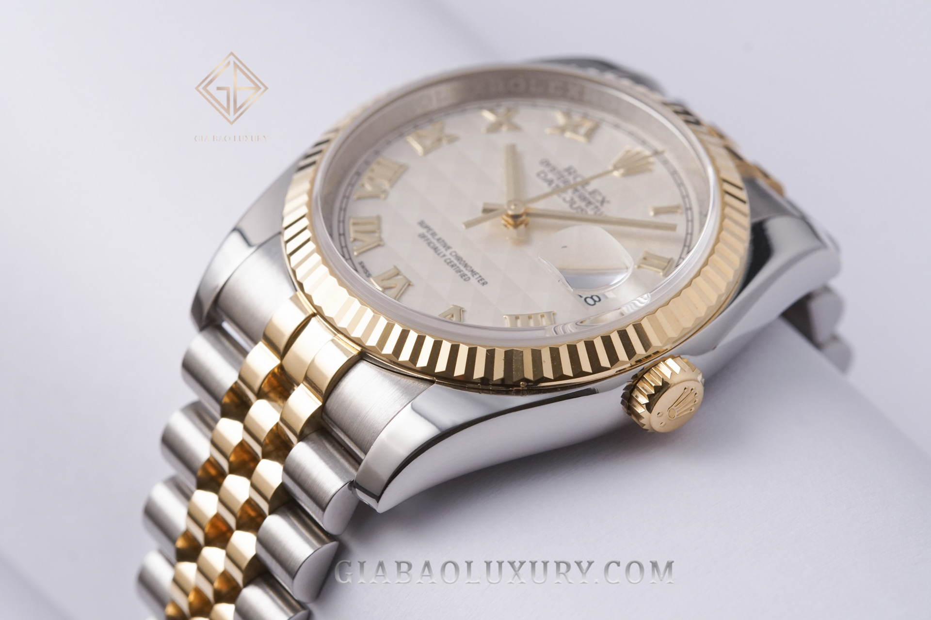 Đồng Hồ Rolex Datejust 36 116233 Mặt Số Caro Trắng