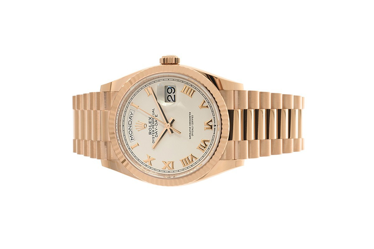 Đồng Hồ Rolex Day-Date 36 128235 Mặt Số Trắng Cọc Số La Mã