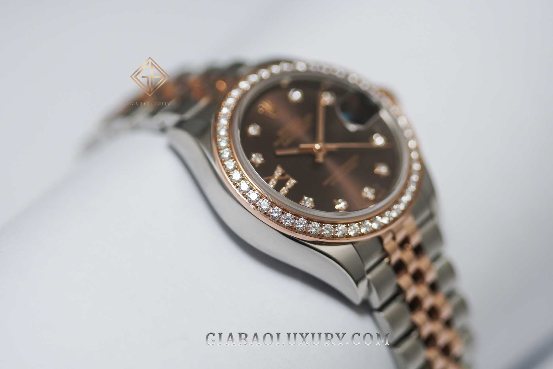 Đồng Hồ Rolex Lady-Datejust 279381RBR Mặt Số Chocolate Cọc Số Sao Nạm Kim Cương
