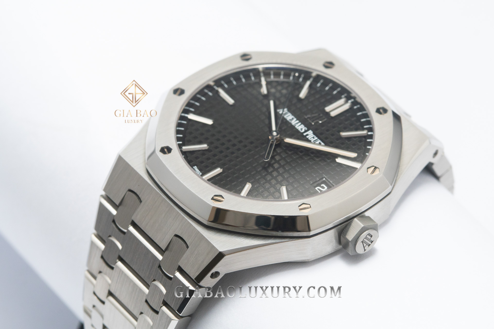 Đồng Hồ Audemars Piguet Royal Oak 15500ST.OO.1220ST.03 (Like New)