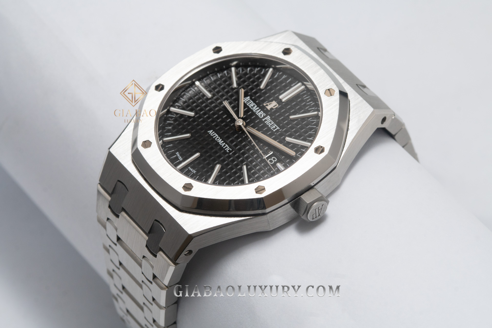 Đồng Hồ Audemars Piguet Royal Oak 15400ST.OO.1220ST.01