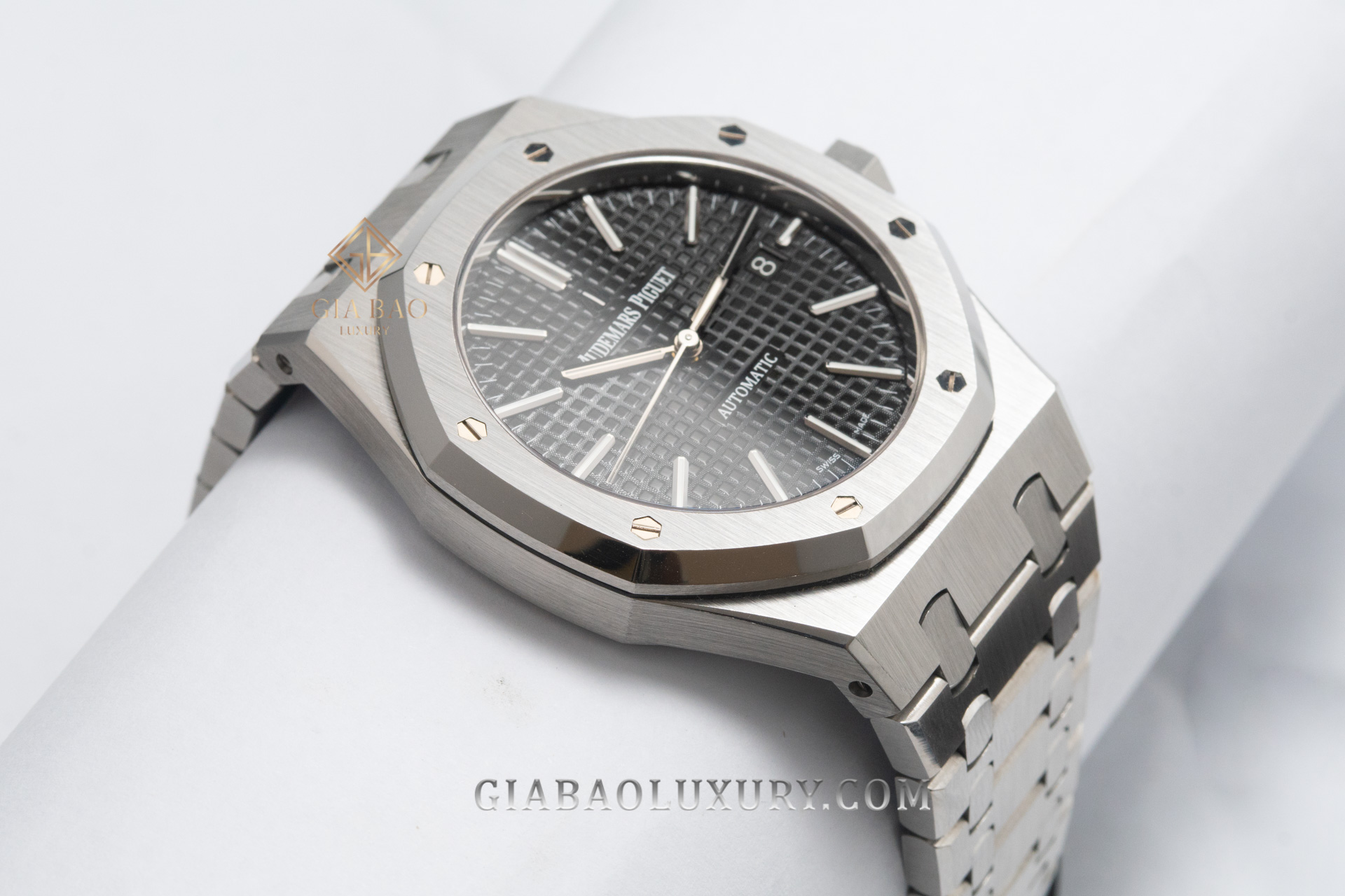 Đồng Hồ Audemars Piguet Royal Oak 15400ST.OO.1220ST.01 (Like New)