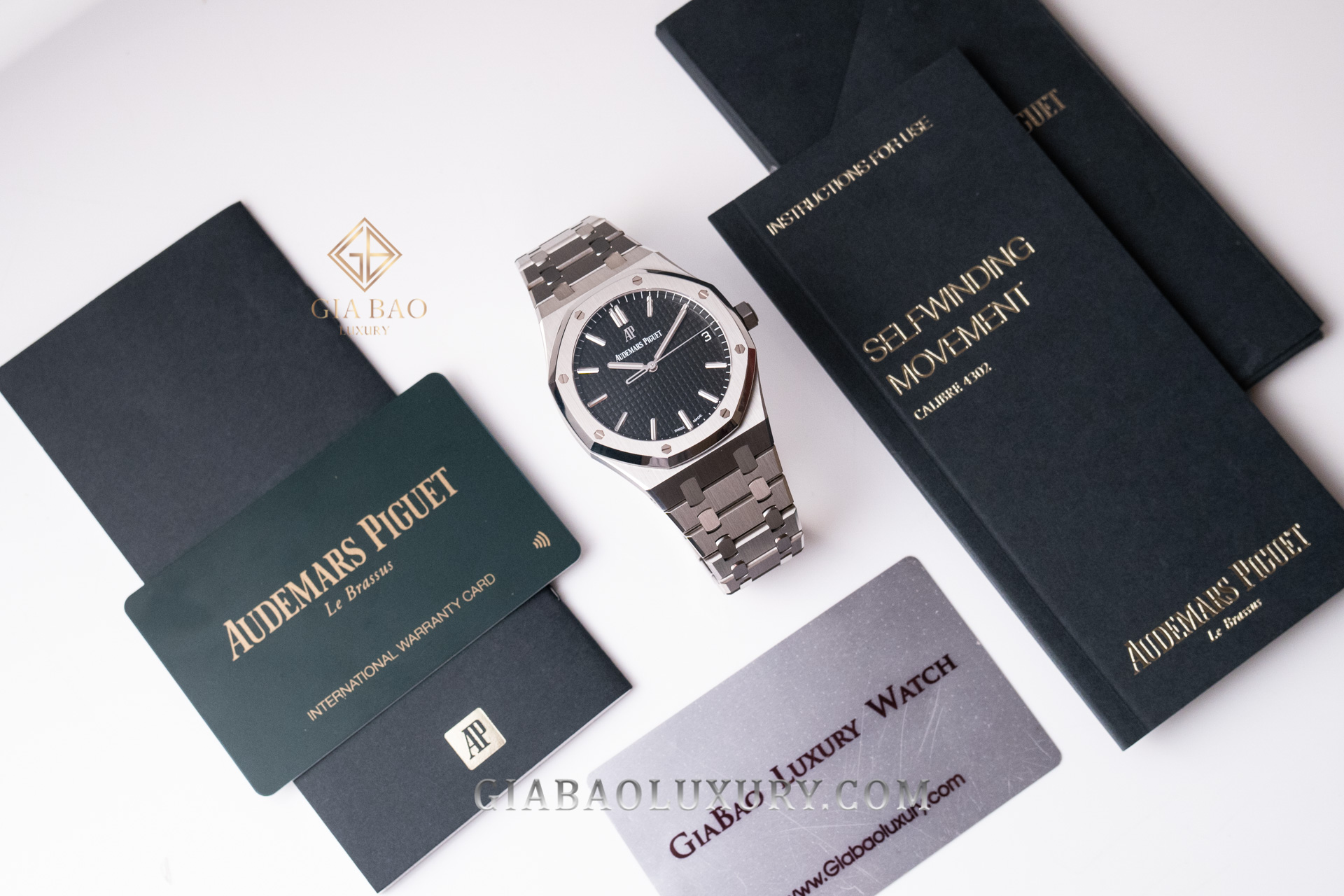 Đồng Hồ Audemars Piguet Royal Oak 15500ST.OO.1220ST.03 (Like New)