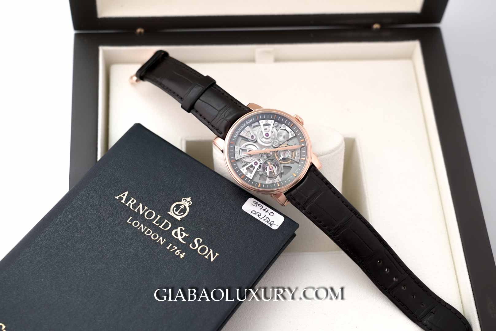 Đồng Hồ Arnold & Son Nebula 1NEAR.S01A.D135A