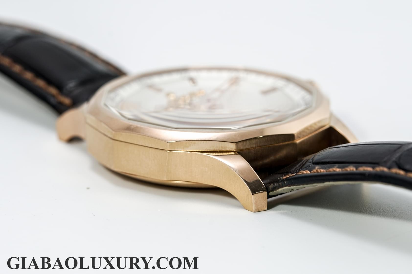 Đồng Hồ Corum Admiral’s Cup Legend 42 Tourbillon Micro-Rotor 029.101.55/0002 FH12