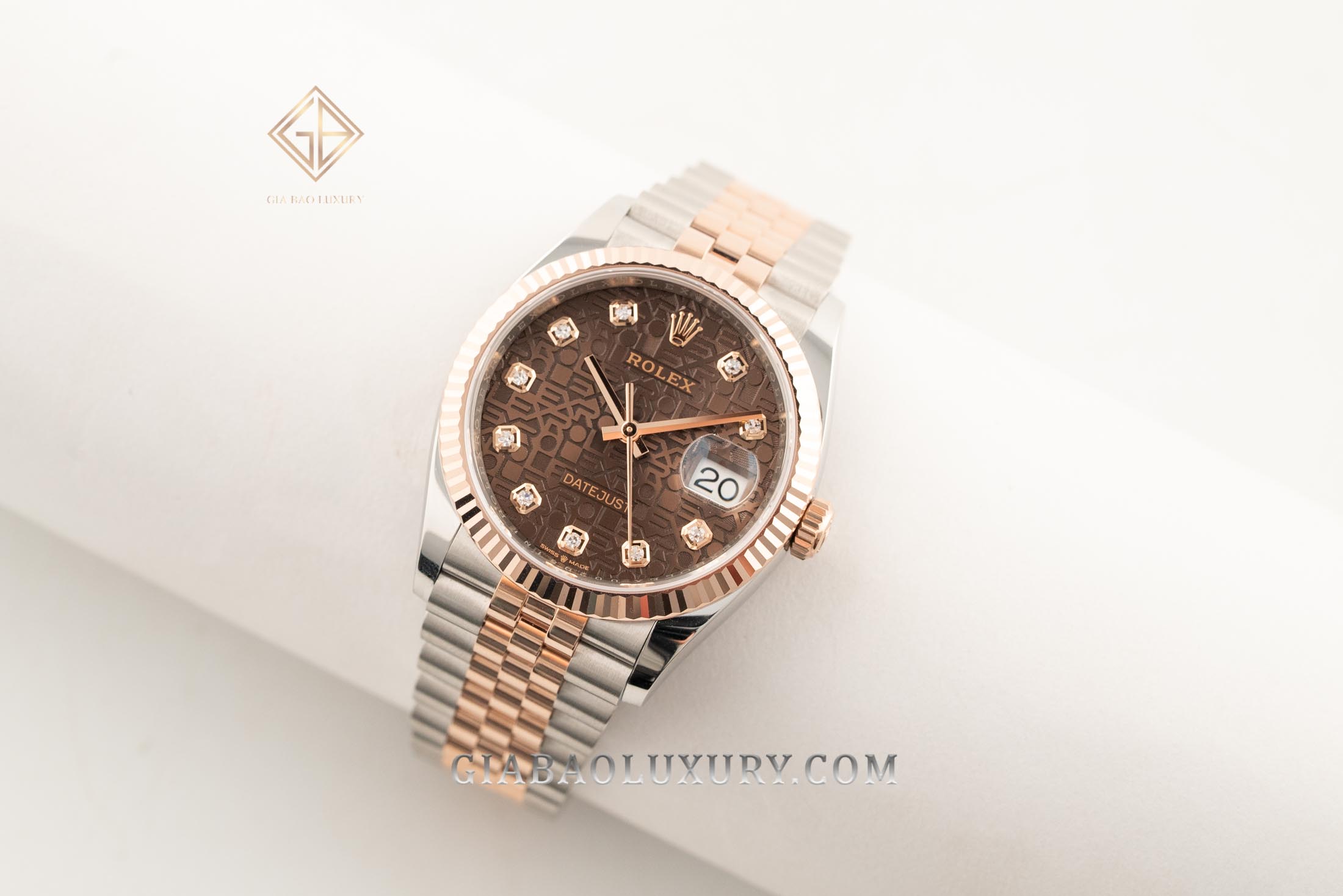 Đồng Hồ Rolex Datejust 36 126231 Mặt Số Vi Tính Chocolate
