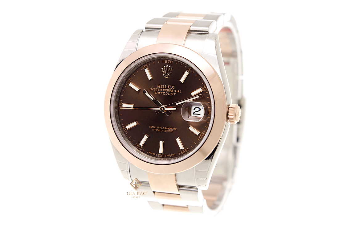 Đồng Hồ Rolex Datejust 41 126301 Mặt Số Chocolate Cọc Dạ Quang Dây Đeo Oyster