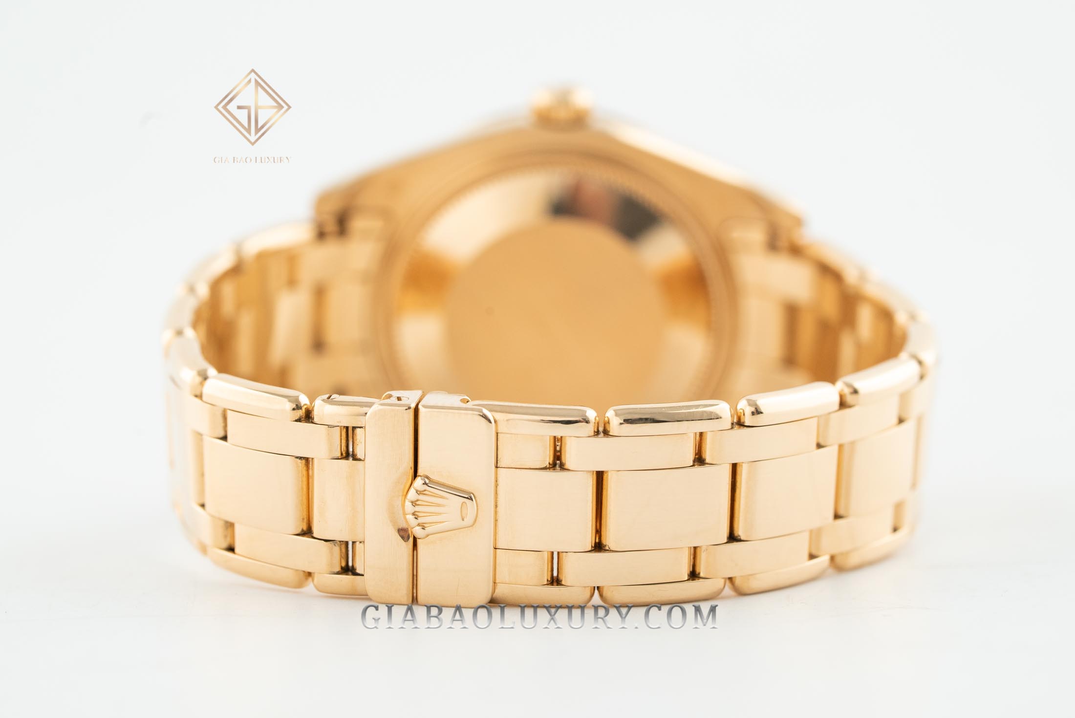 Đồng Hồ Rolex Pearlmaster 34 81318 Mặt Số Vỏ Trai Trắng Cọc Số La Mã