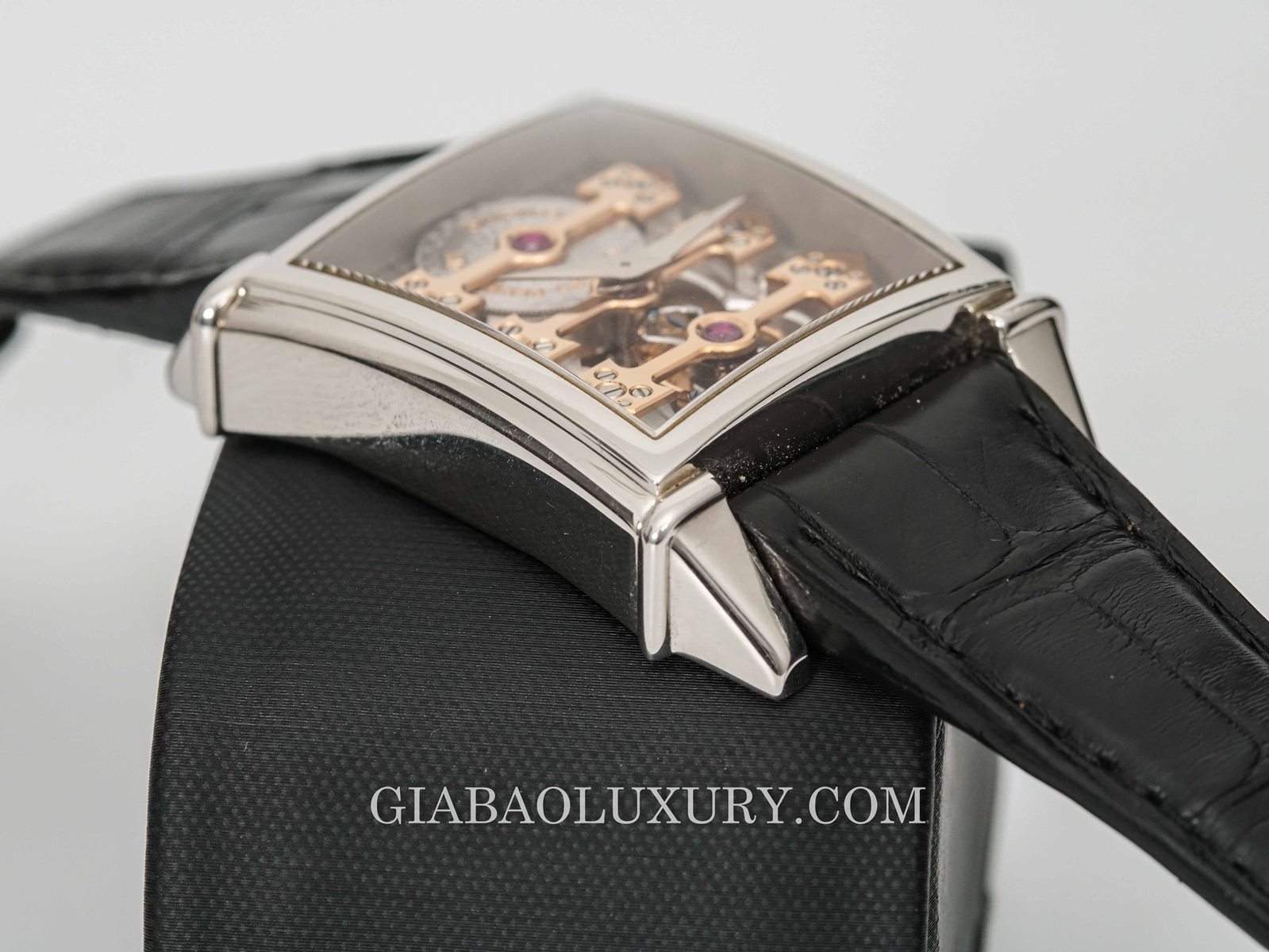 Đồng Hồ Girard Perregaux Tourbillon Automatique