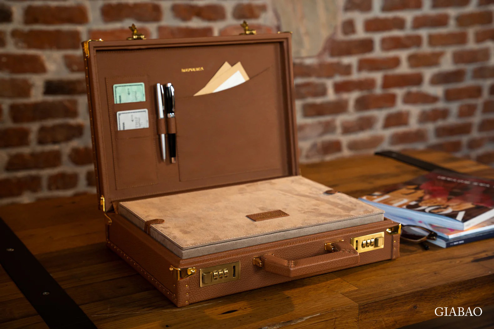 Hộp đựng đồng hồ Bosphorus Leather MASTER EDITION TOGO CAMEL