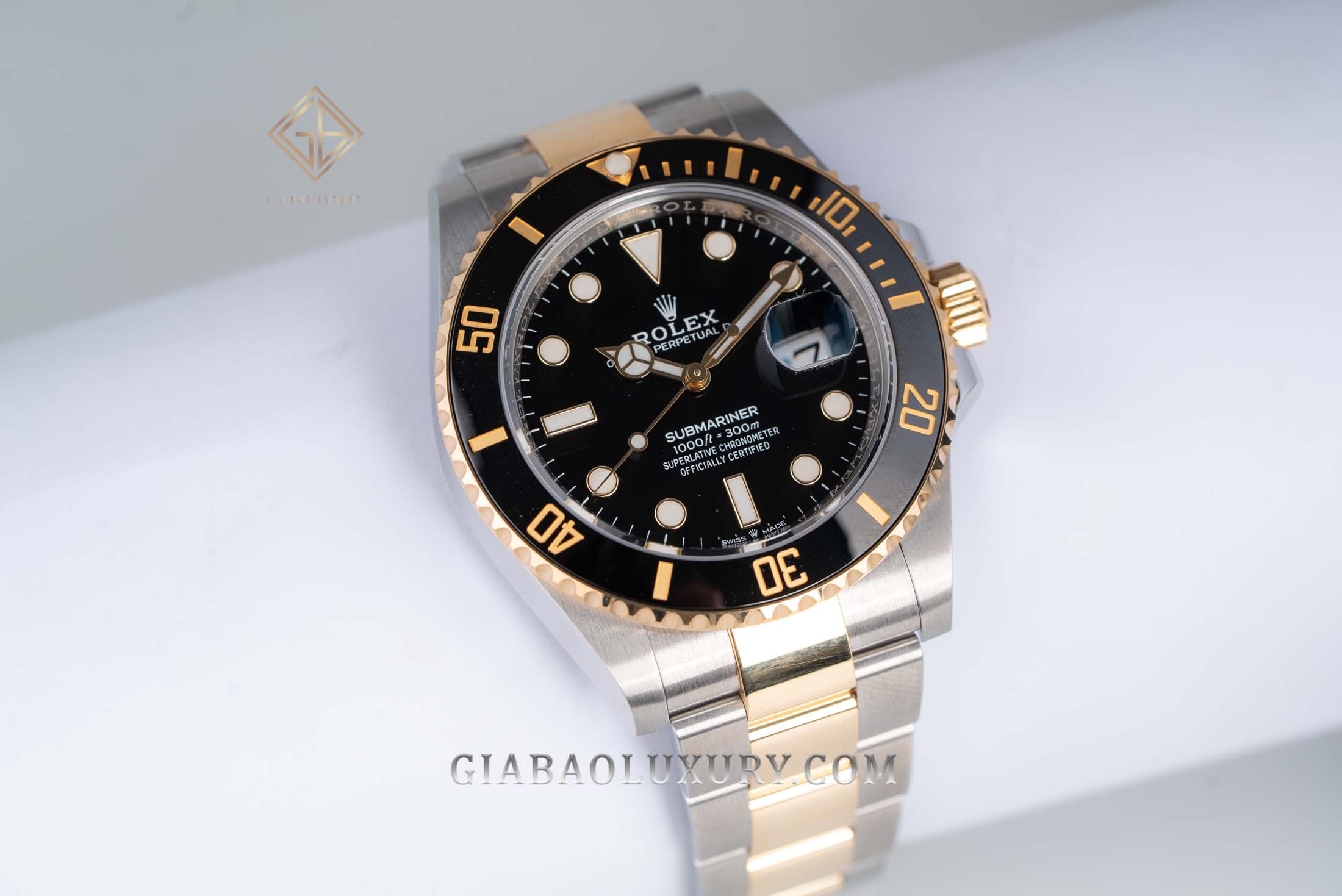 Đồng Hồ Rolex Submariner 126613LN Mặt Số Đen (Like New)