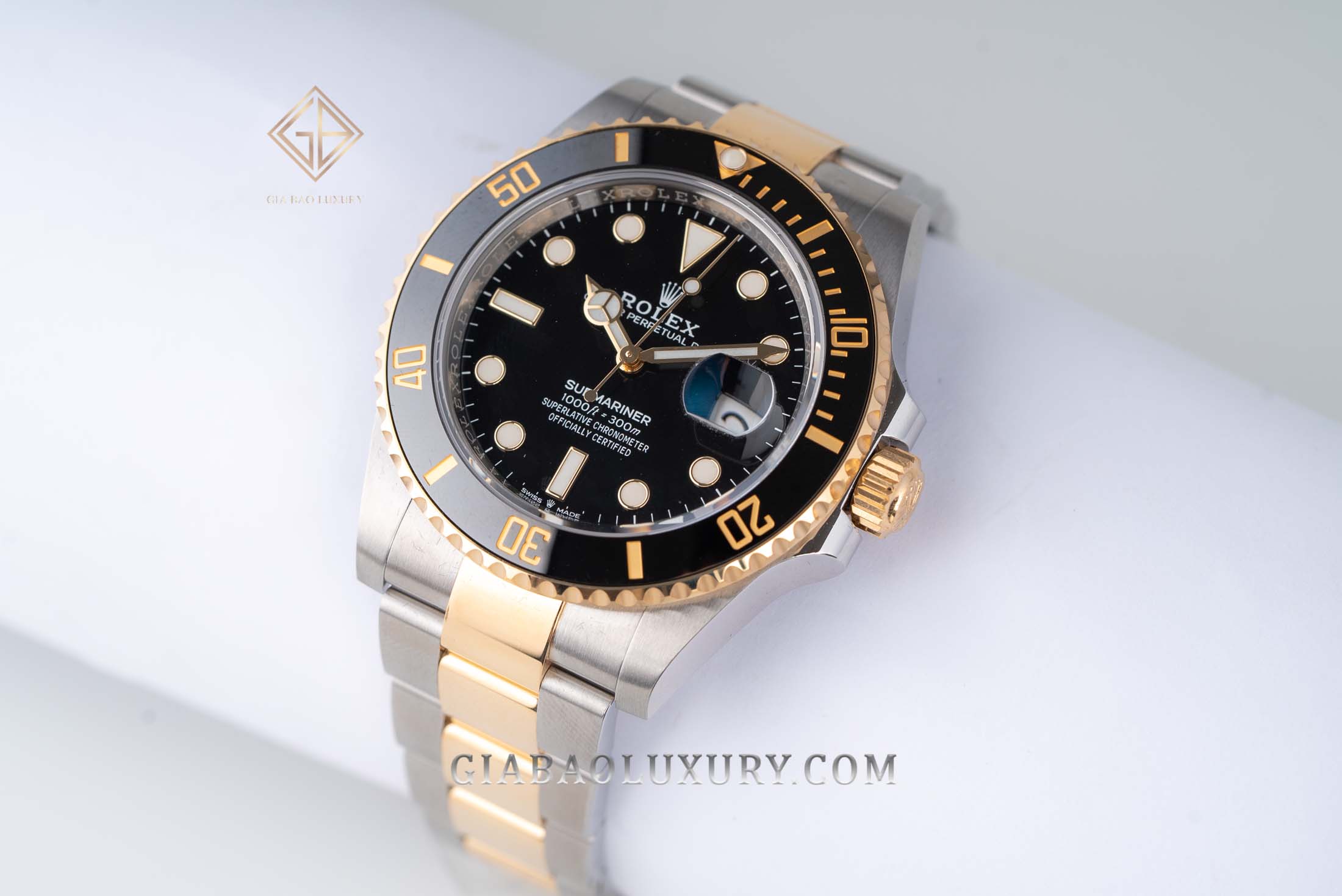 Đồng Hồ Rolex Submariner 126613LN Mặt Số Đen (Like New)