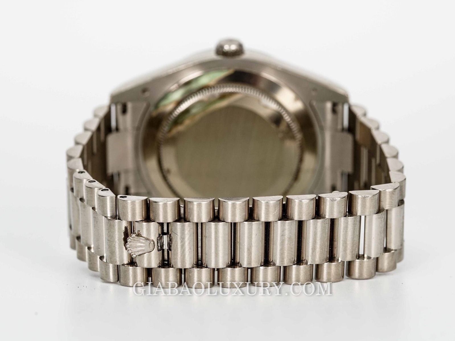 Đồng Hồ Rolex Day-Date II 218239 Mặt Số Bạc Nạm Kim Cương (Like New)