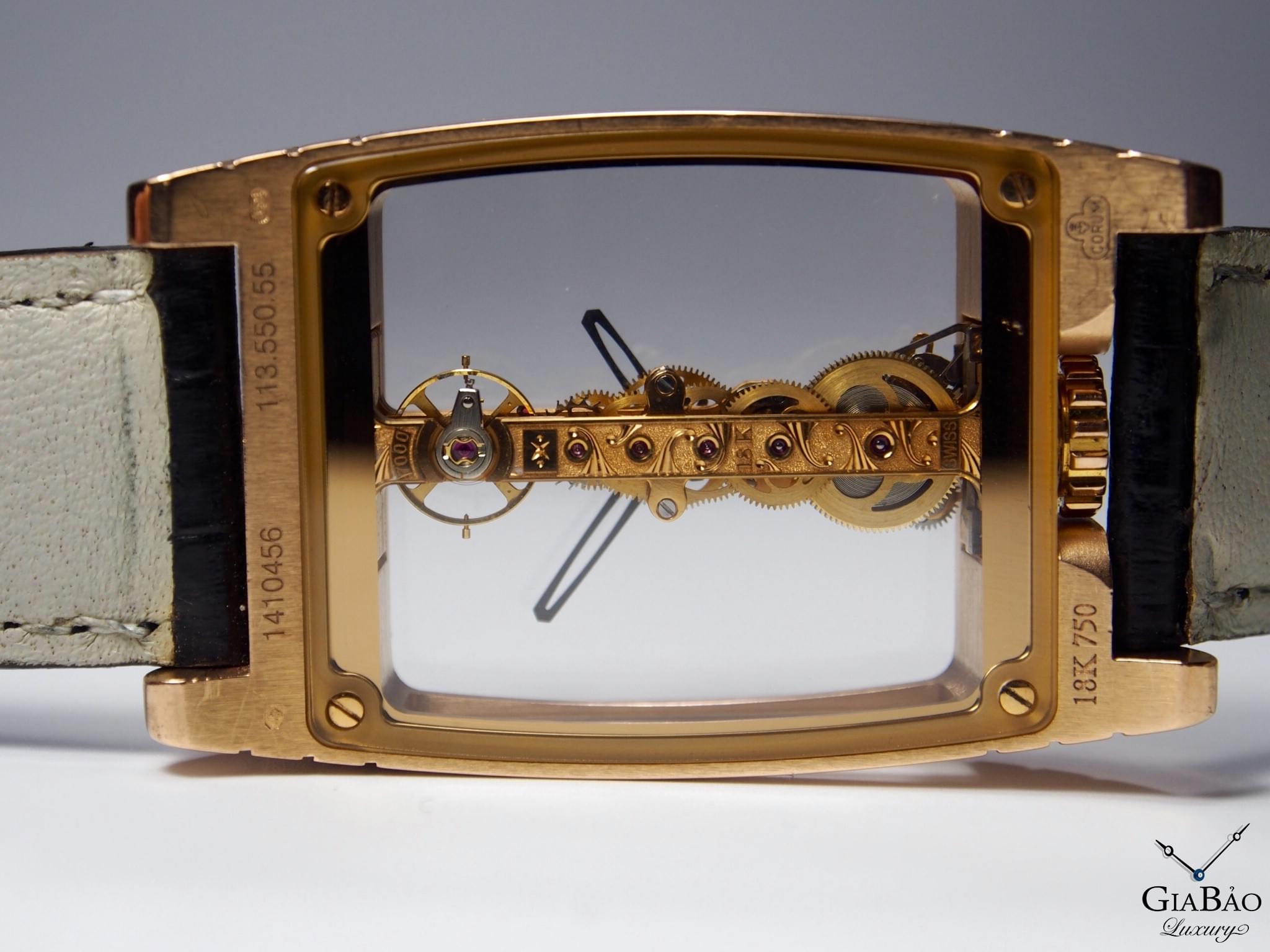 Đồng hồ Corum Golden Bridge