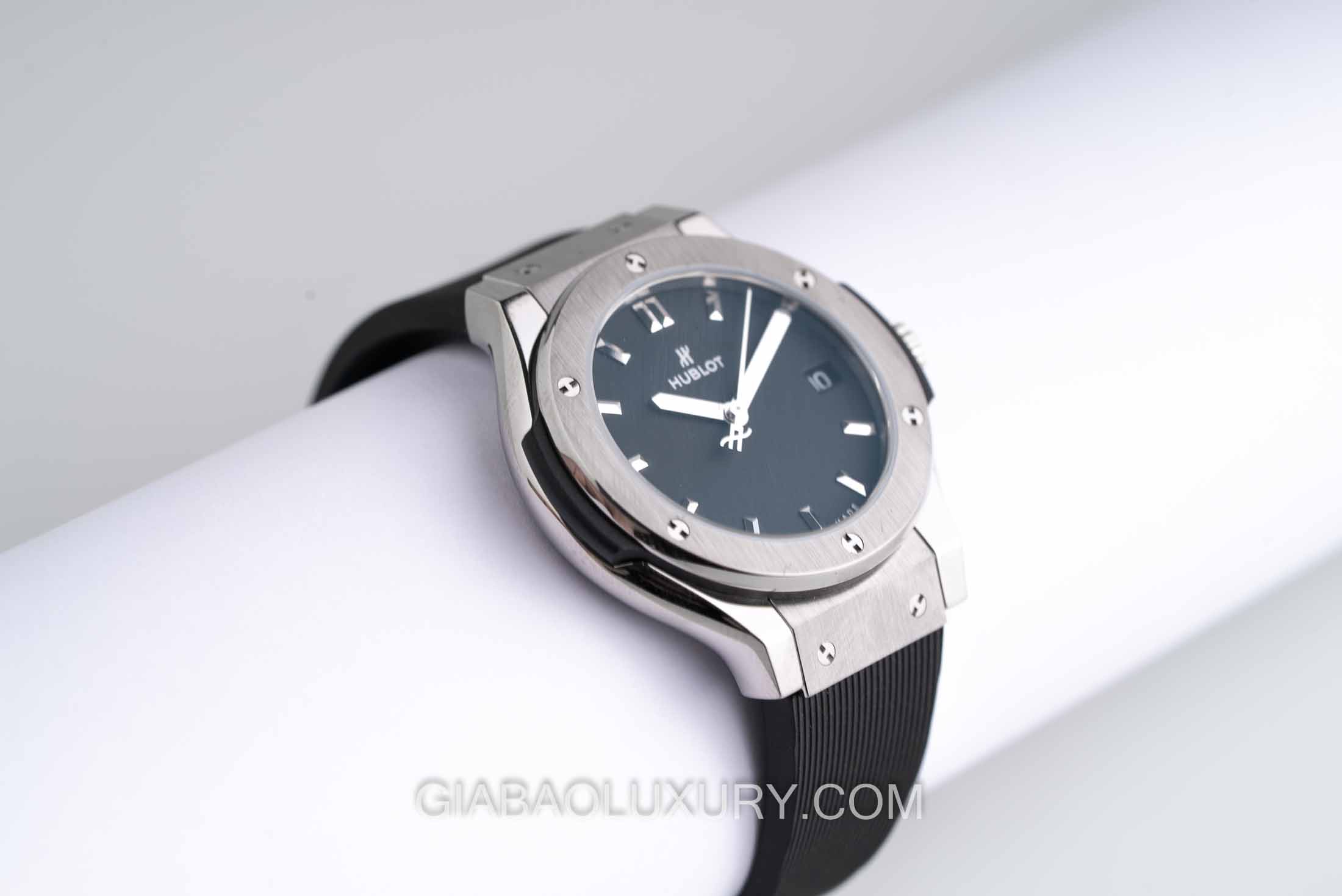 Đồng Hồ Hublot Classic Fusion 581.NX.1171.RX