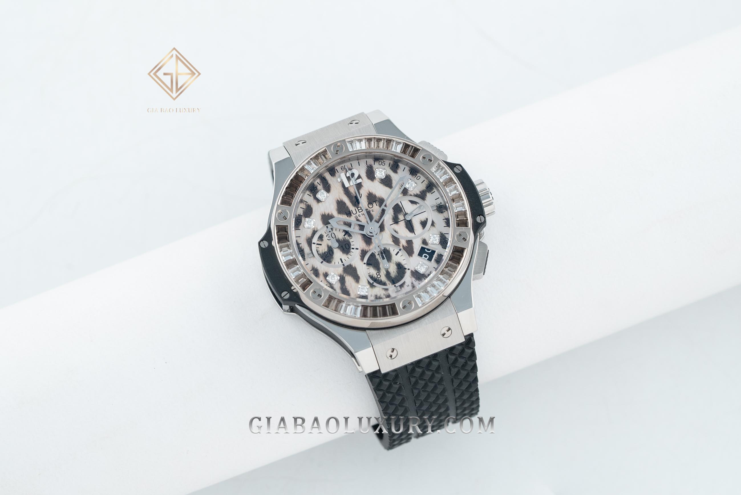 Đồng hồ Hublot Big Bang Snow Leopard 41mm 341.SX.7717.NR.1977