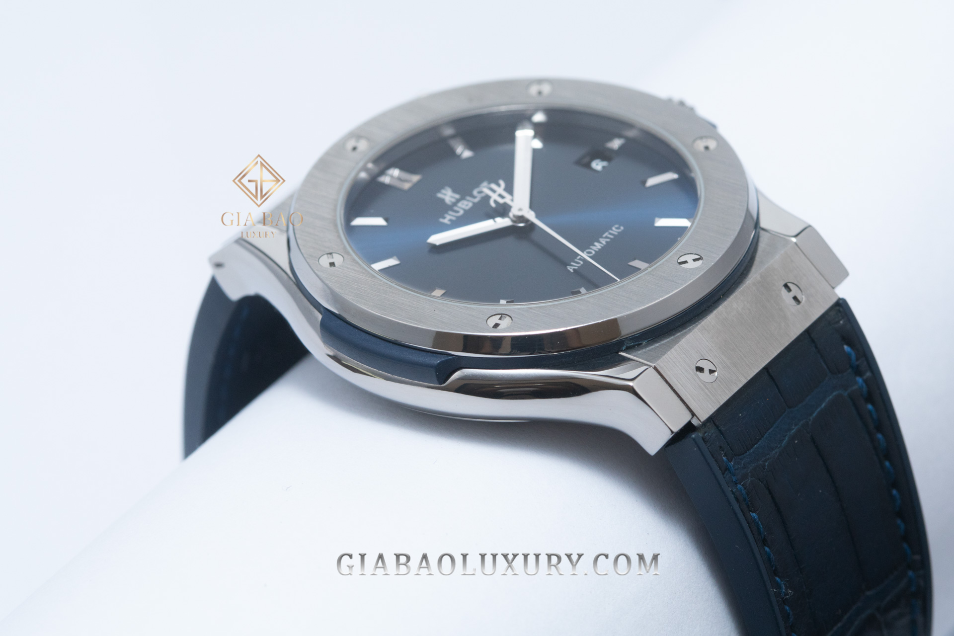 Đồng Hồ Hublot Classic Fusion Titanum 511.NX.7170.LR