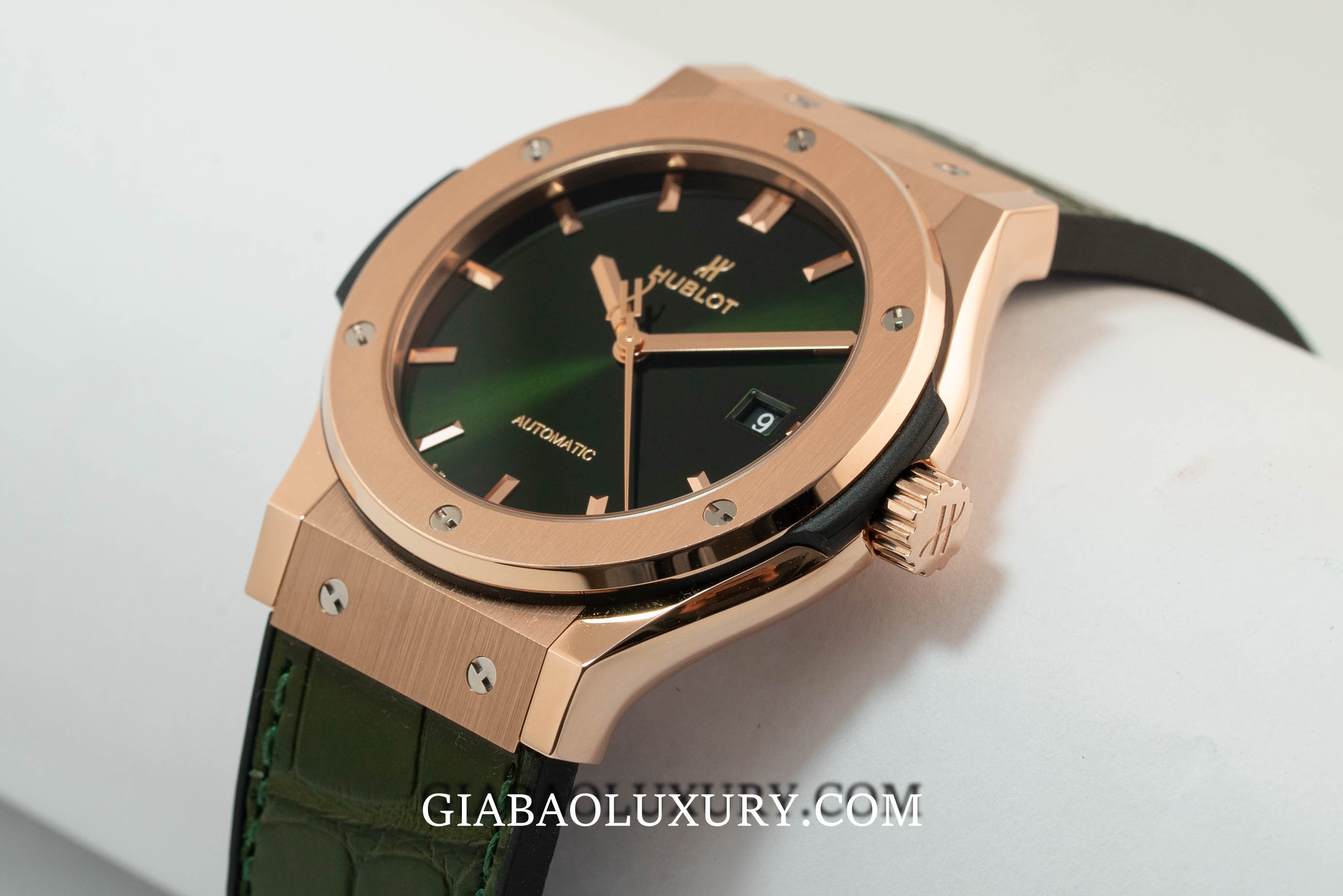 Đồng hồ Hublot Classic Fusion Green King Gold 42mm 542.OX.8980.LR