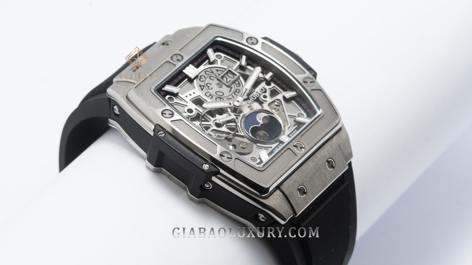 Đồng Hồ Hublot Spirit Of Big Bang Moonphase 42mm 647.NX.1137.RX