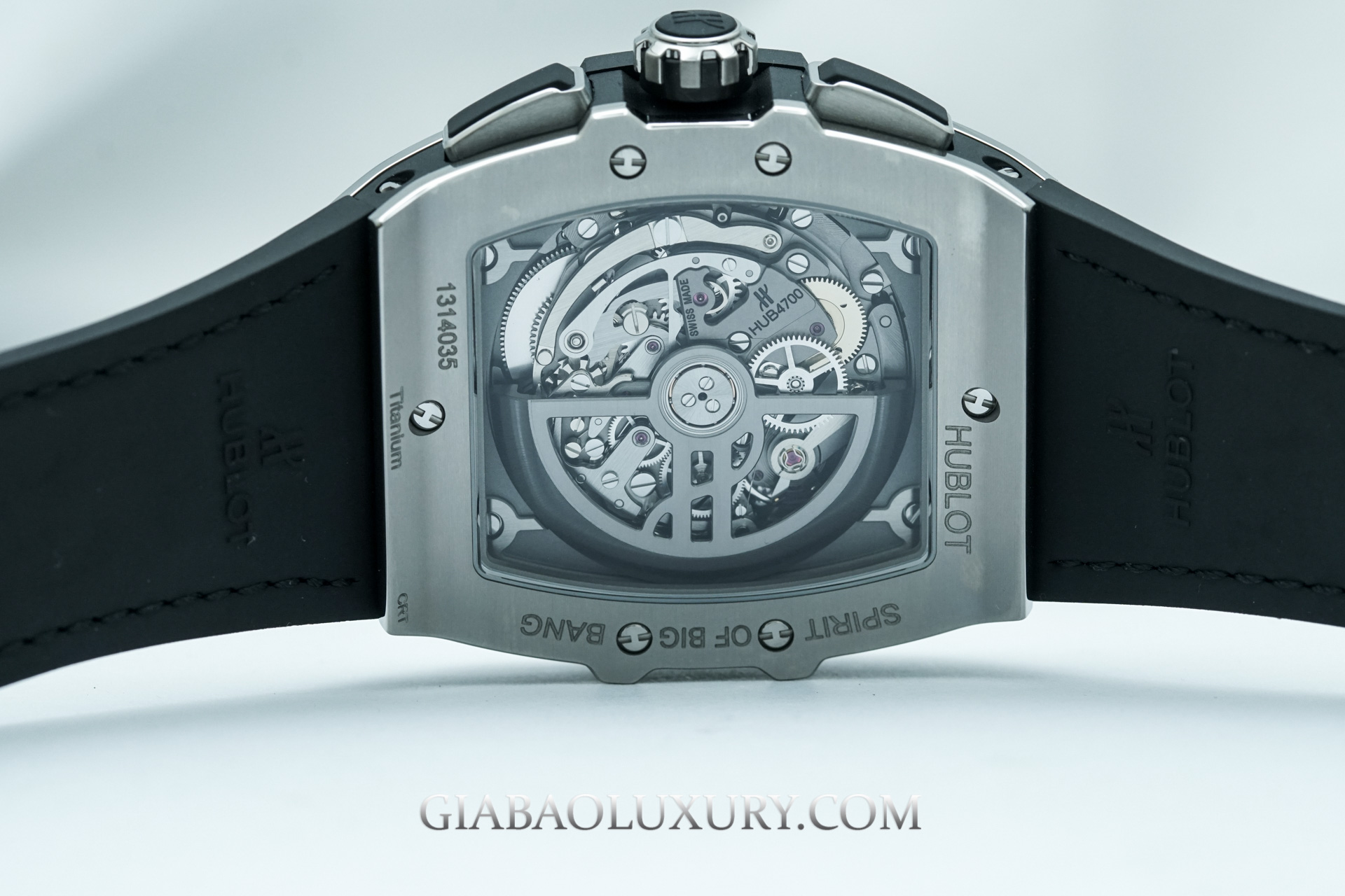 Đồng Hồ Hublot Spirit of Big Bang Titanium 42mm 641.NX.0173.LR