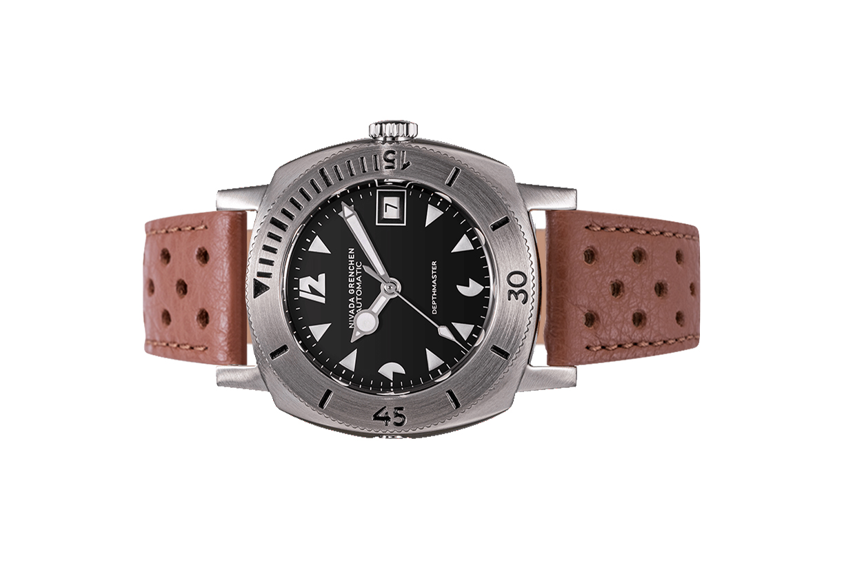 Đồng hồ đeo tay thương hiệu Nivada Grenchen, dòng sản phẩm Depthmaster - Pacman, Ref number: 14104A, mặt số đen, size 39mm, máy tự động, vỏ thép không gỉ 316, dây da bò, mới 100%