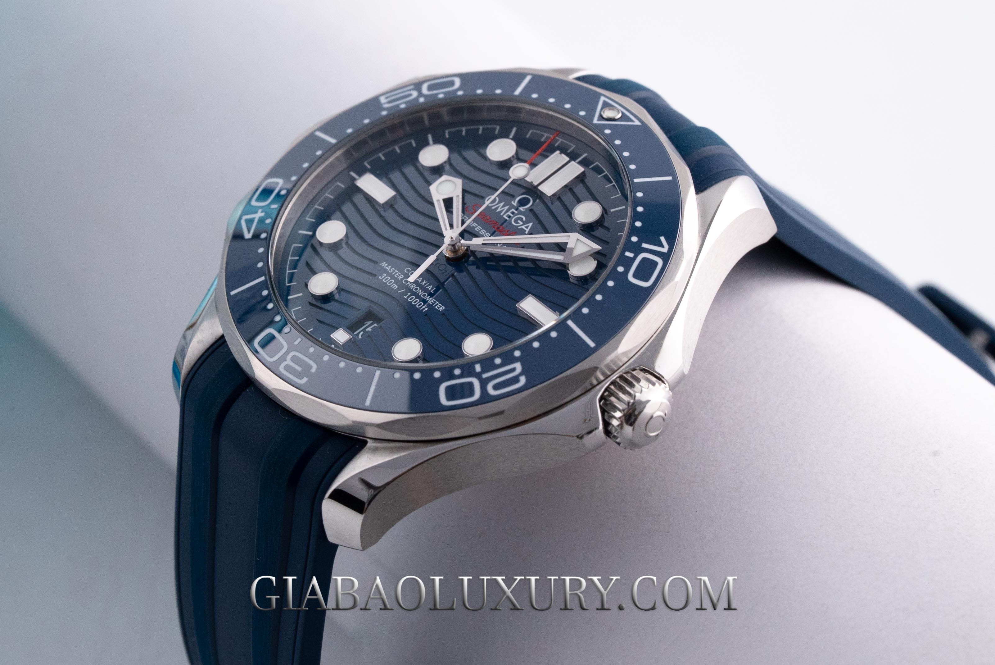Đồng Hồ Omega Seamaster Diver 300M Co-Axial Master 210.32.42.20.03.001