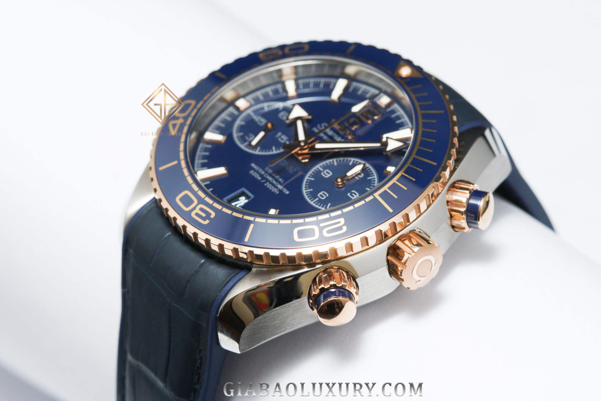 Đồng Hồ Omega Seamaster Planet Ocean 600M Co-Axial 45.5mm 215.23.46.51.03.001