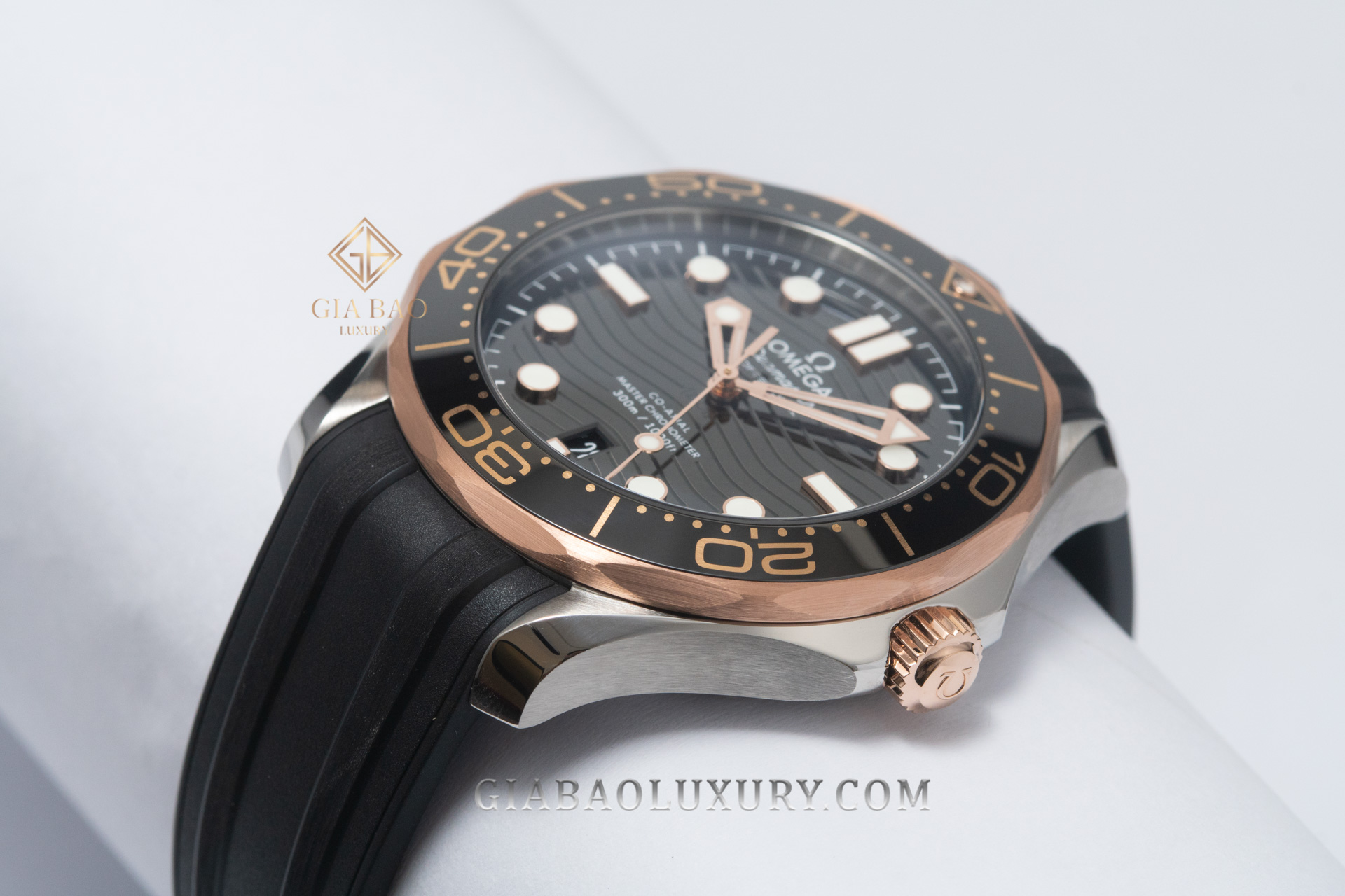 Đồng Hồ Omega Seamaster Diver 300M Co-Axial Master 210.22.42.20.01.002