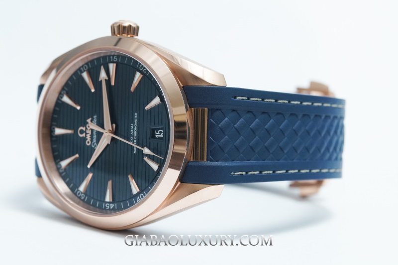 Đồng Hồ Omega Seamaster Aqua Terra 150M Co-Axial Master Chronometer 41mm 220.52.41.21.03.001