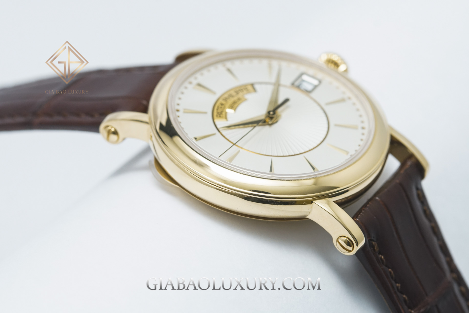 Đồng Hồ Patek Philippe Calatrava 5153J-001 (Like New)